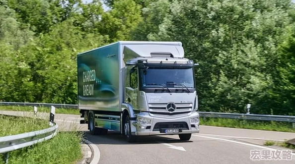 在2024年,技术的不断进步和玩家对真实体验追求的日益提升,卡车模拟手游领域迎来了前所未有的繁荣与创新。这些游戏不仅为玩家们提供了逼真的驾驶体验,还融入了丰富的任务系统、多样化的车辆选择以及引人入胜的游戏场景,让每一位热爱卡车的玩家都能在游戏中找到属于自己的乐趣与挑战。 在2024年,技术的不断进步和玩家对真实体验追求的日益提升,卡车模拟手游领域迎来了前所未有的繁荣与创新。这些游戏不仅为玩家们提供了逼真的驾驶体验,还融入了丰富的任务系统、多样化的车辆选择以及引人入胜的游戏场景,让每一位热爱卡车的玩家都能在游戏中找到属于自己的乐趣与挑战。