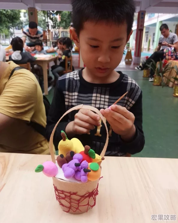 在2024年,科技的进步和游戏设计的不断创新,为小朋友们准备了一系列既有趣又富有教育意义的游戏。这些游戏不仅能够激发孩子们的创造力、想象力和动手能力,还能在游戏中潜移默化地学习到新知识,培养各种生活技能。以下是一些适合与小朋友一起玩的精彩儿童游戏分享合集 在2024年,科技的进步和游戏设计的不断创新,为小朋友们准备了一系列既有趣又富有教育意义的游戏。这些游戏不仅能够激发孩子们的创造力、想象力和动手能力,还能在游戏中潜移默化地学习到新知识,培养各种生活技能。以下是一些适合与小朋友一起玩的精彩儿童游戏分享合集